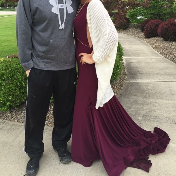 Jovani prom dress- maroon color - Picture 6 of 8